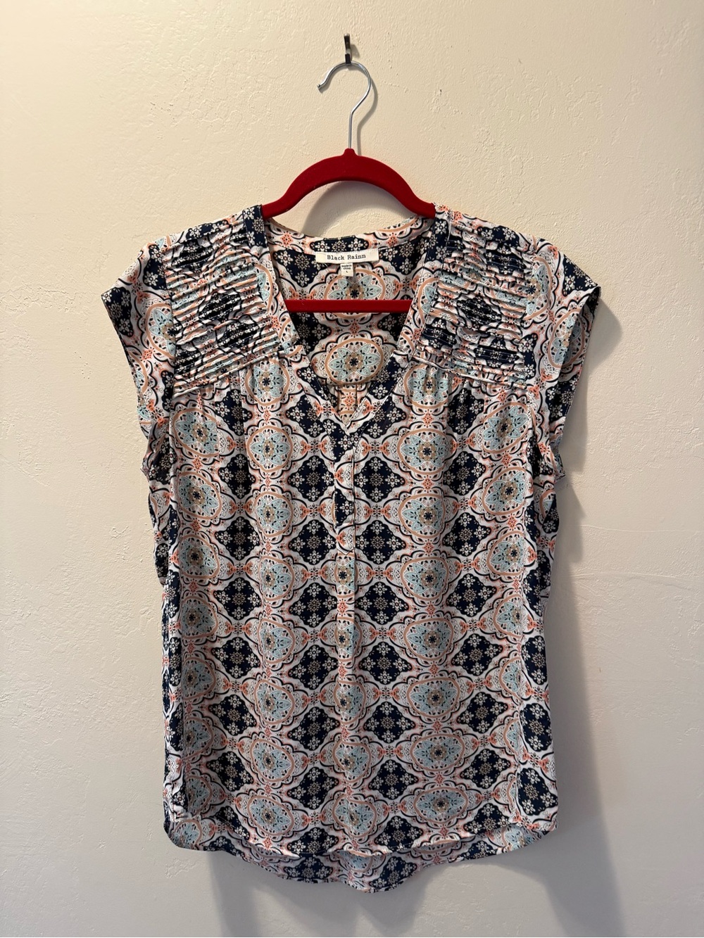 Black Rainn Navy and Peach Printed Cap-Sleeve Blouse